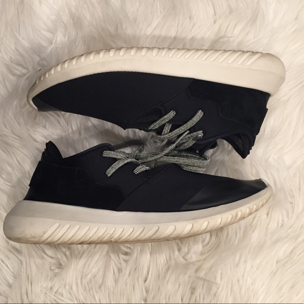 Adidas Tubular